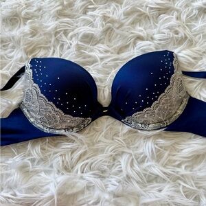 Victoria's Secret Navy and Silver Lace Bra